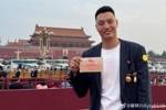 佩戴奖章参加阅兵仪式！翟晓川：正义必胜、和平必胜、人民必胜