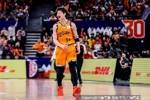 东方体育日报：锁定季后赛名额，上海男篮眼下目标只有一个